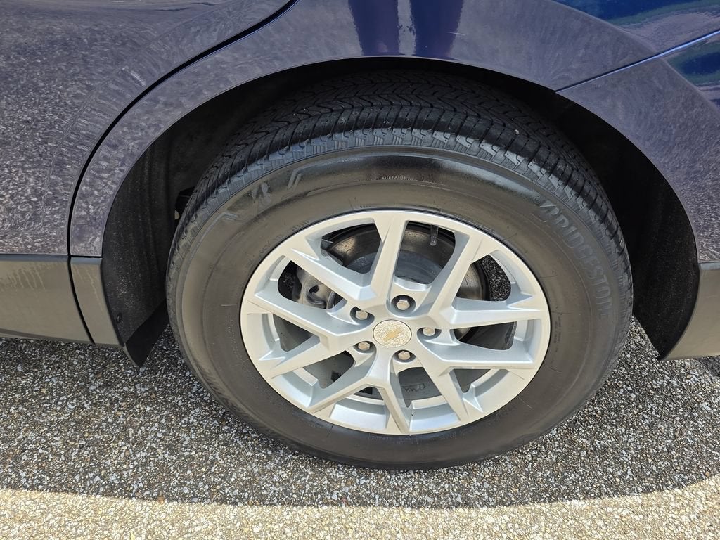 2023 Chevrolet Equinox LS