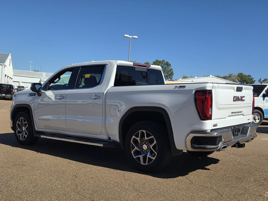 2022 GMC Sierra 1500 SLT