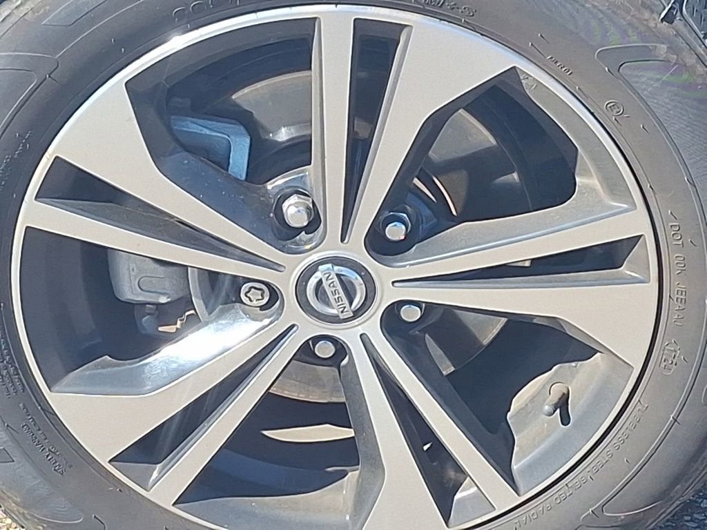 2023 Nissan Sentra SV Xtronic CVT