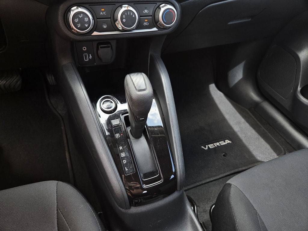 2021 Nissan Versa S Xtronic CVT
