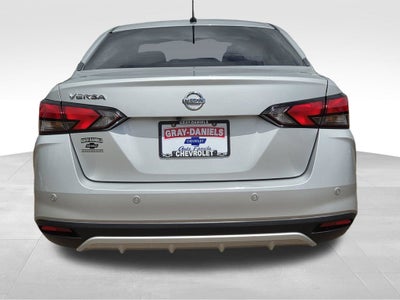 2021 Nissan Versa S Xtronic CVT