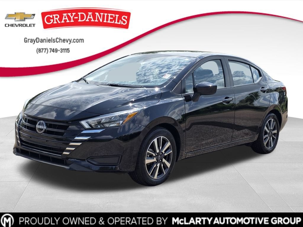 2025 Nissan Versa SV