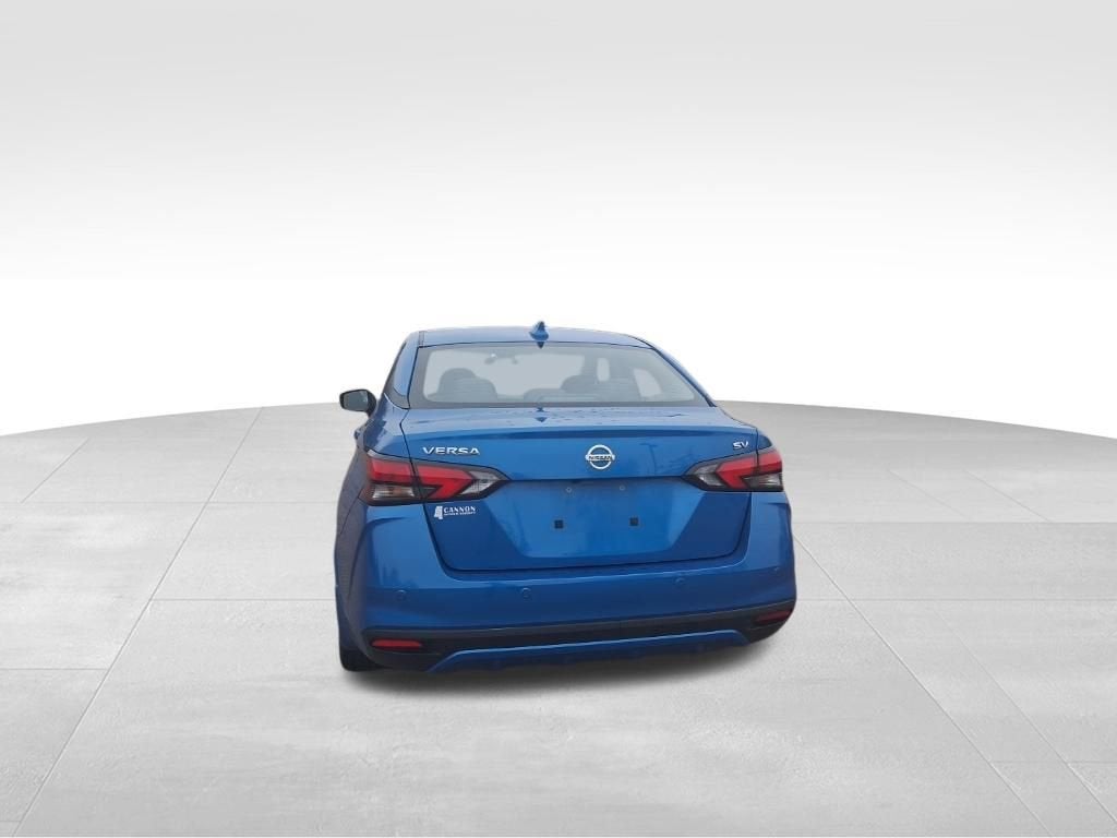 2021 Nissan Versa SV Xtronic CVT