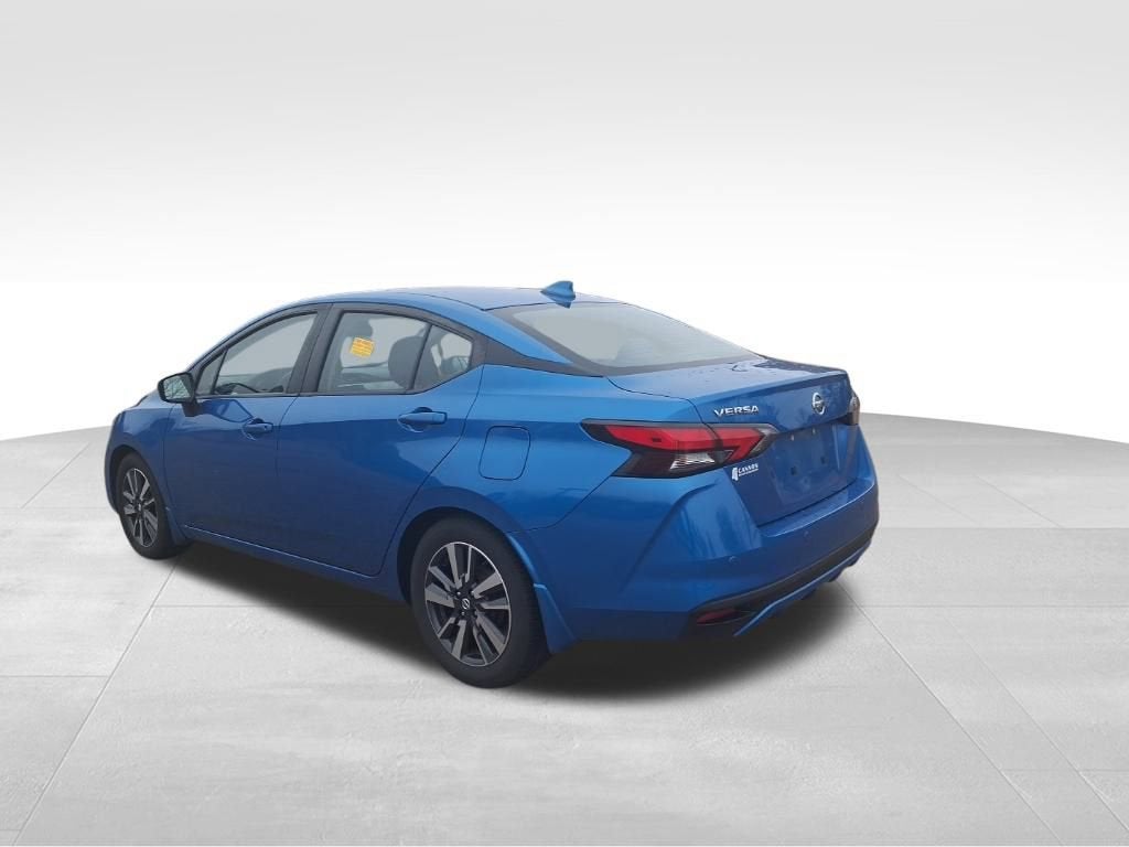 2021 Nissan Versa SV Xtronic CVT