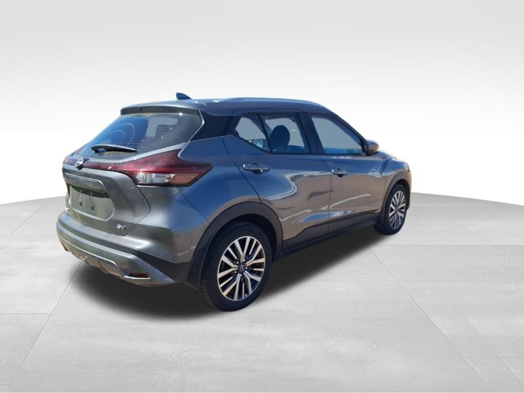 2022 Nissan Kicks SV Xtronic CVT