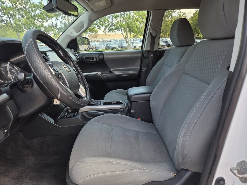 2020 Toyota Tacoma SR5 V6