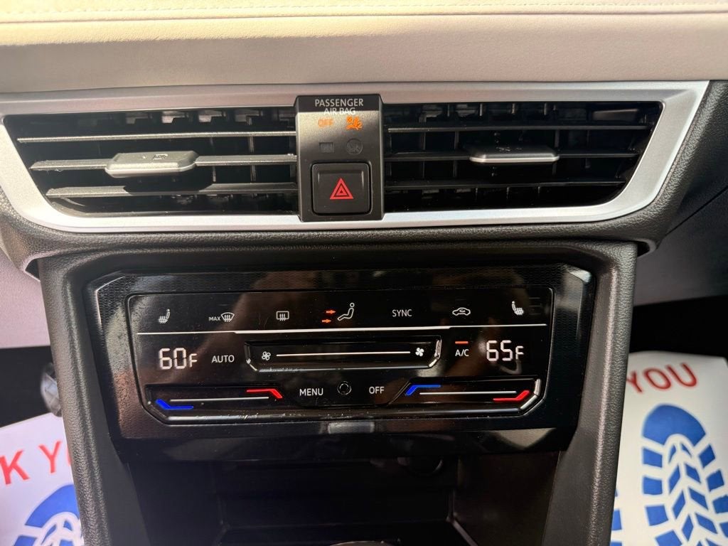 2025 Volkswagen Taos SE