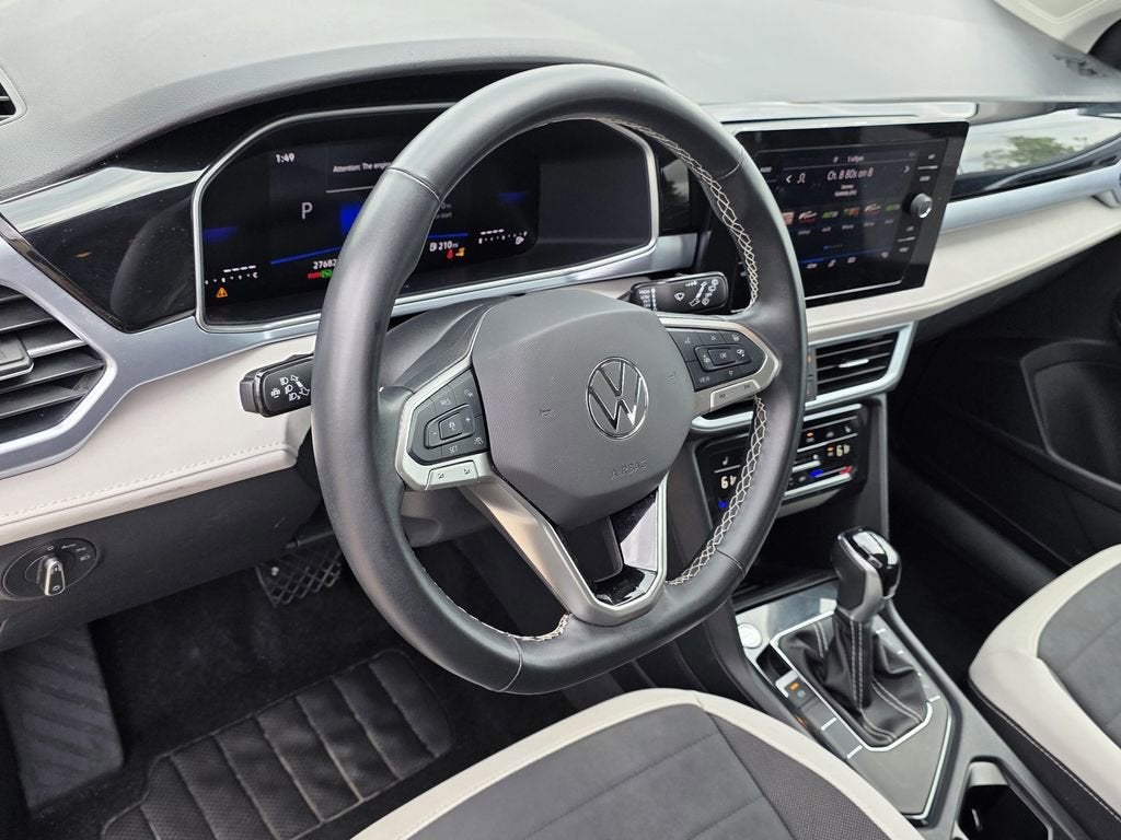 2025 Volkswagen Taos 1.5T SE