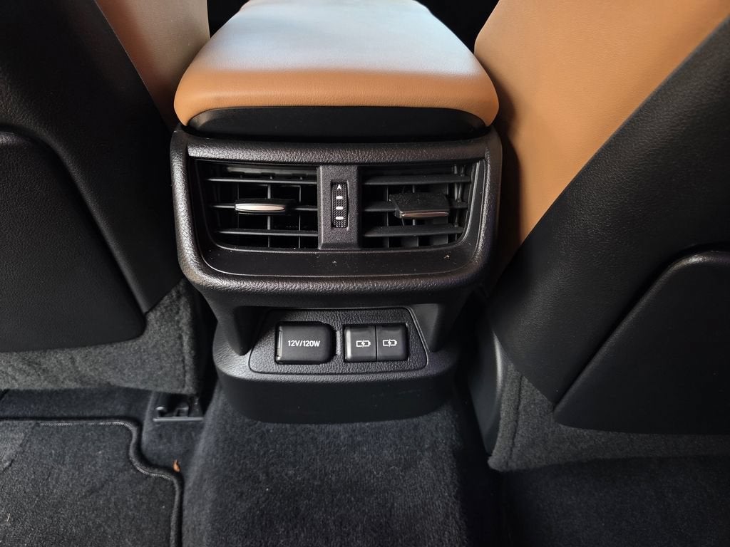 2022 Lexus ES 350 - Photo 21