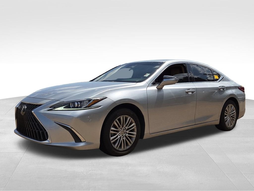 2022 Lexus ES 350 - Photo 28