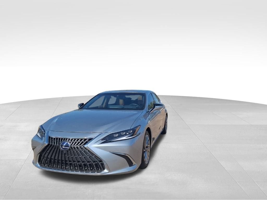 2022 Lexus ES 300h Ultra Luxury