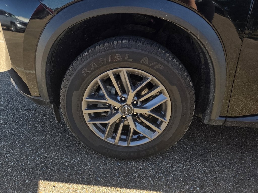 2023 Nissan Rogue S FWD