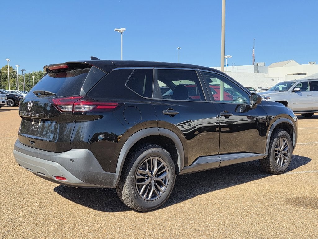 2023 Nissan Rogue S FWD