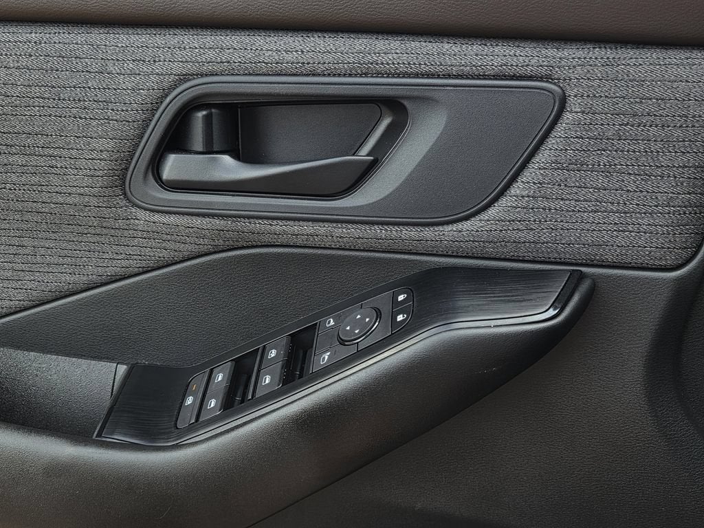 2023 Nissan Rogue S Intelligent AWD