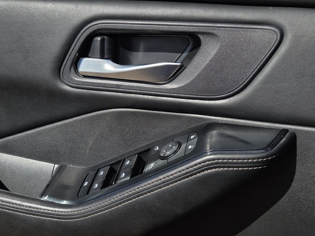 2024 Nissan Rogue SV Intelligent AWD