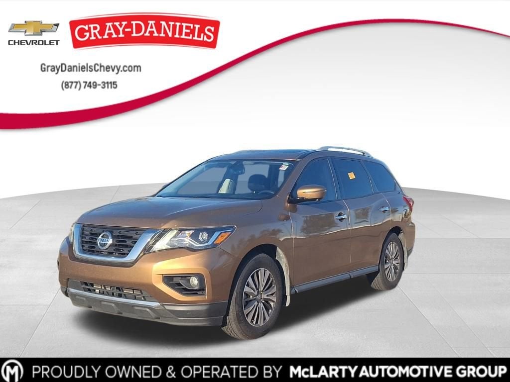 2017 Nissan Pathfinder SL