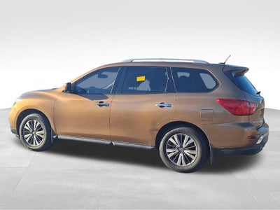 2017 Nissan Pathfinder SL