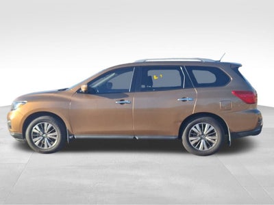 2017 Nissan Pathfinder SL
