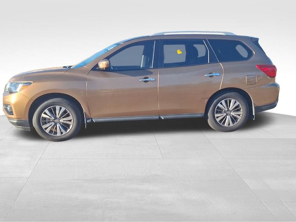 2017 Nissan Pathfinder SL