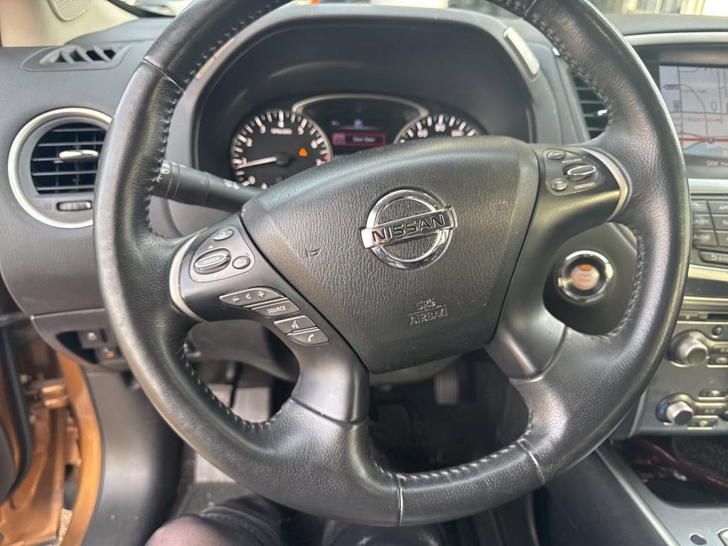 2017 Nissan Pathfinder SL