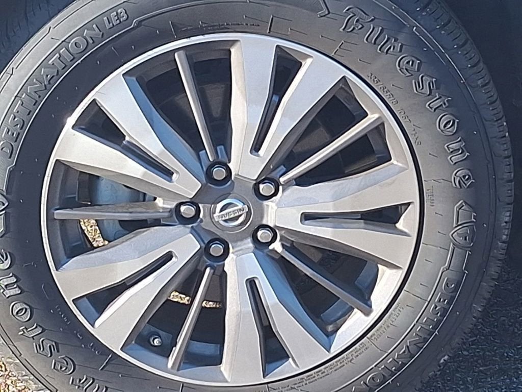 2017 Nissan Pathfinder SL