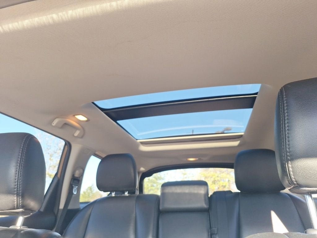 2017 Nissan Pathfinder SL