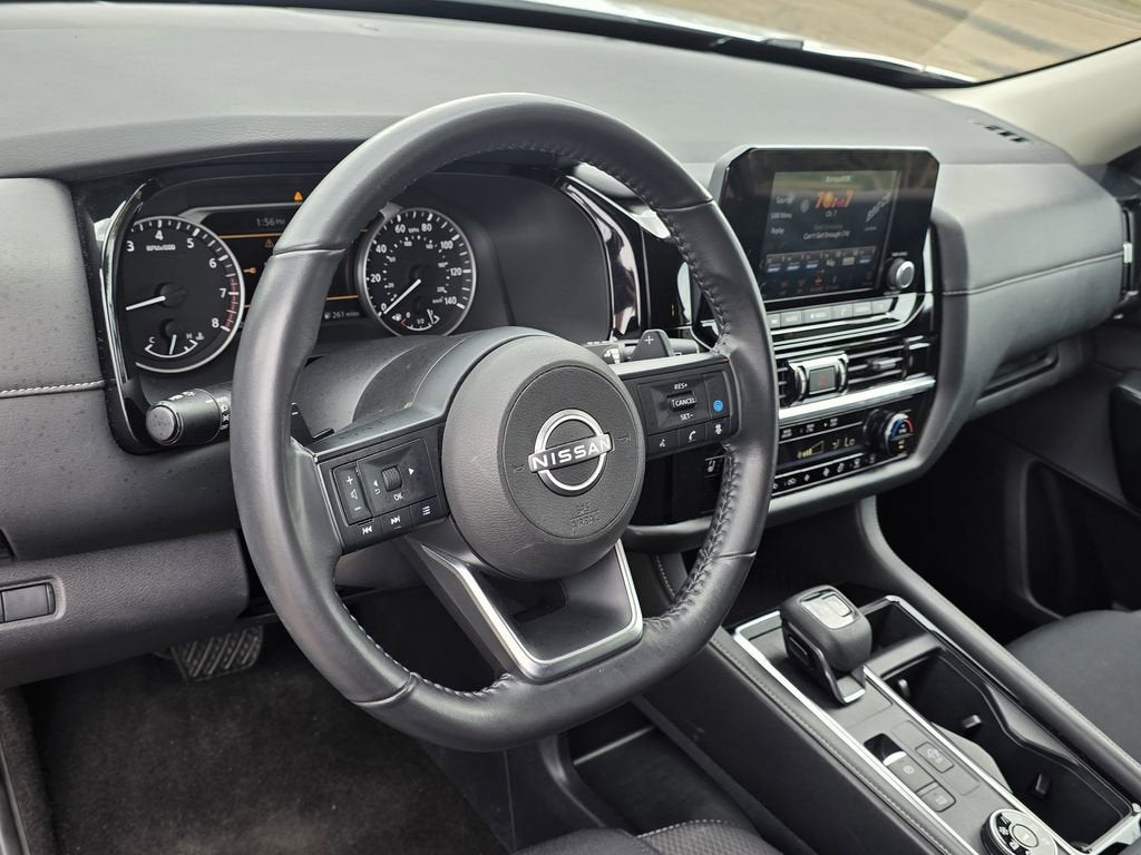 2025 Nissan Pathfinder SV 4WD