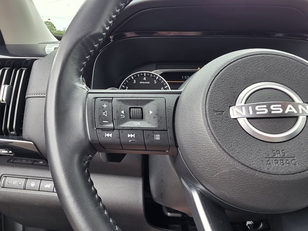2025 Nissan Pathfinder SV 4WD
