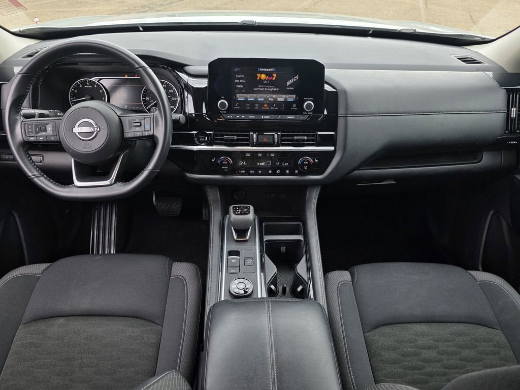 2025 Nissan Pathfinder SV 4WD