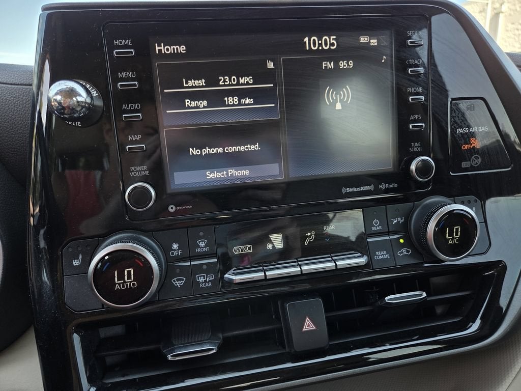 2022 Toyota Highlander XLE
