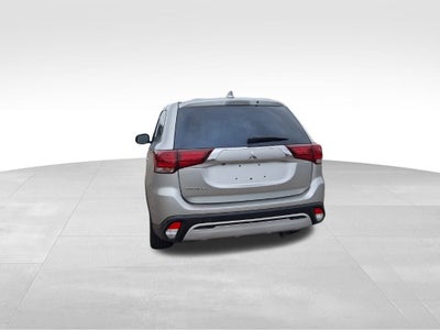2020 Mitsubishi Outlander ES 2.4
