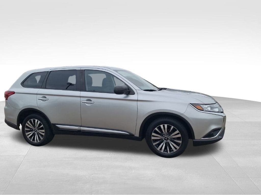 2020 Mitsubishi Outlander ES 2.4