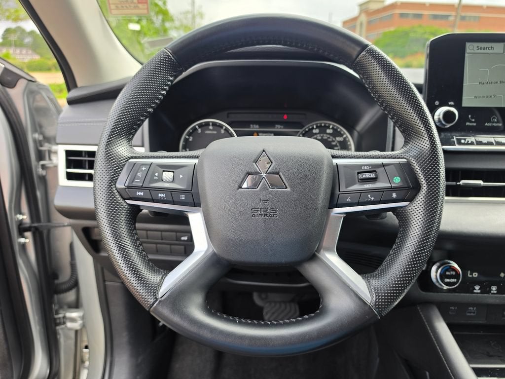2024 Mitsubishi Outlander SE