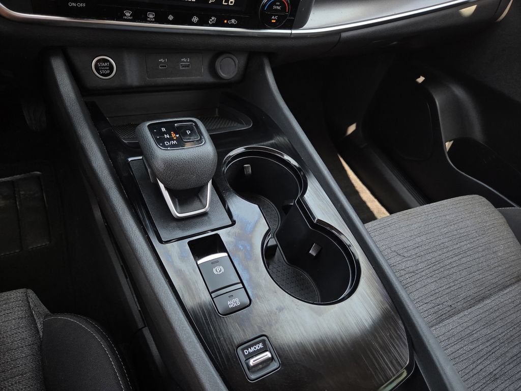 2023 Nissan Rogue SV FWD