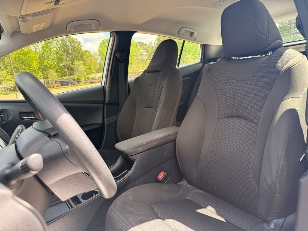 2019 Toyota Prius L Eco