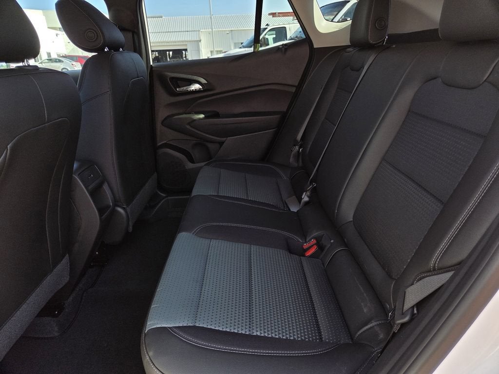 2026 Chevrolet Trax LT - Photo 19