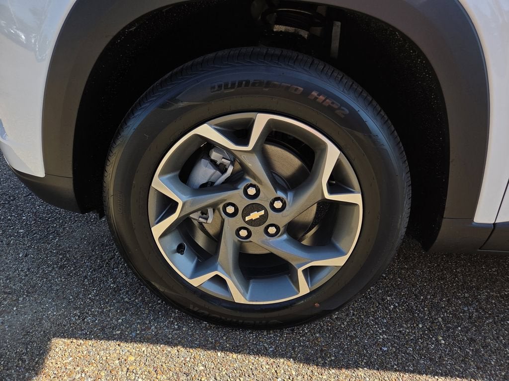 2026 Chevrolet Trax LT - Photo 25