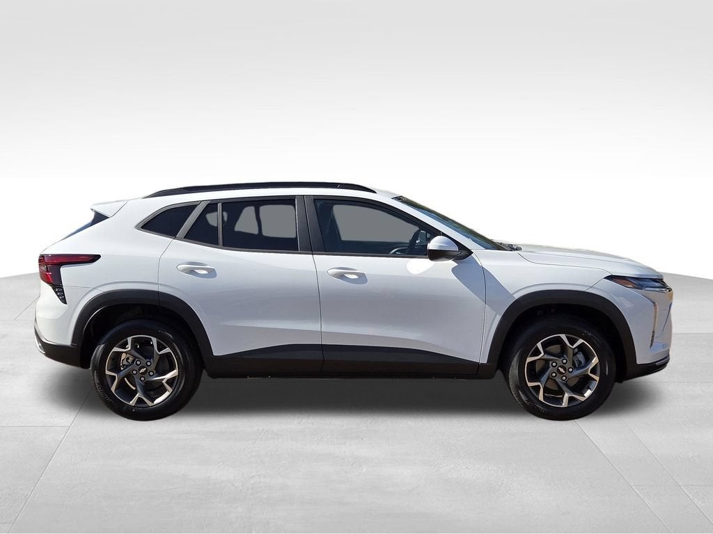 2026 Chevrolet Trax LT - Photo 29