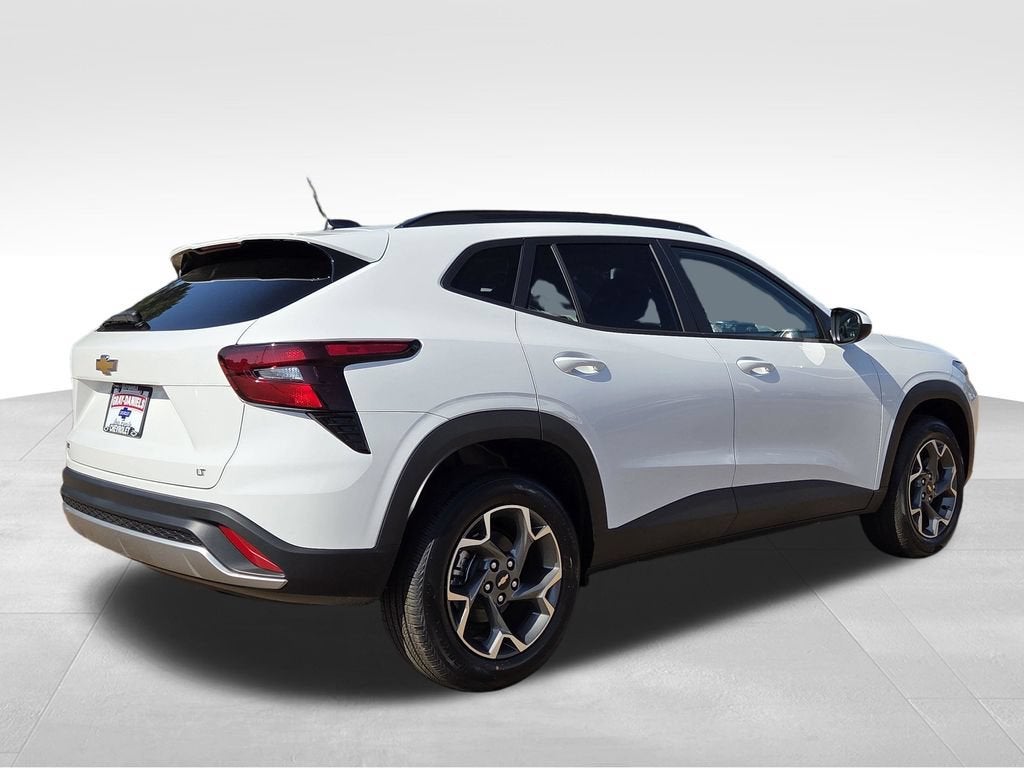 2026 Chevrolet Trax LT - Photo 6