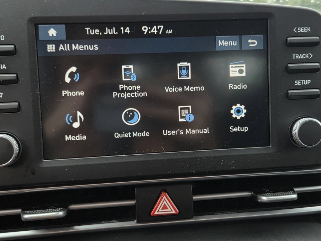 2025 Hyundai Elantra SE