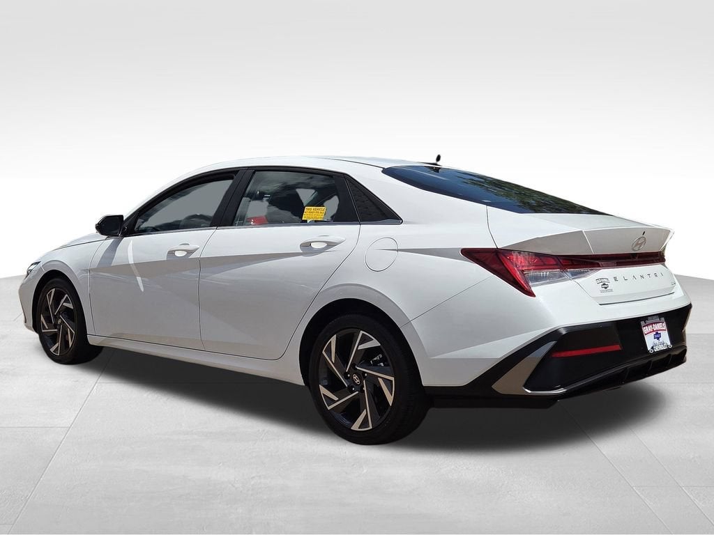 2025 Hyundai Elantra Limited
