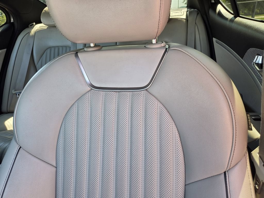2023 Genesis G70 2.0T AWD