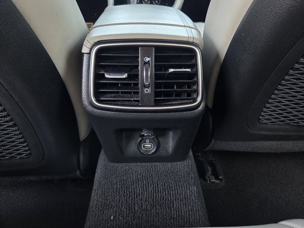 2023 Genesis G70 2.0T AWD